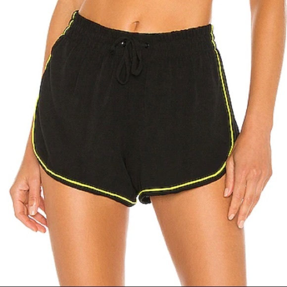 GIGI C Shorts Revolve - Picture 3 of 10